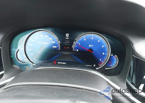 2018 BMW Alpina B7 xDrive из США, поврежденный, VIN WBA7F2C5XJG856248